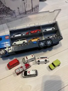 トミカミニカーセット 11台 トレーラー付き
