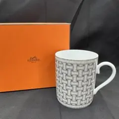FRGMT M'Quve's Vase White - メルカリ