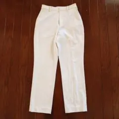 UNIQLO ホワイトスラックス Sサイズ