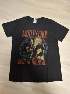 【M】MÖTLEY CRÜE / SHOUT AT THE DEVIL Tシャツ