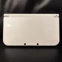 Nintendo 3DS ホワイト 充電器付き