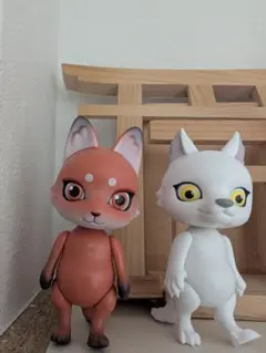 CAPSULE DOLL（フィギュア 2体セット)　狐&狼(開封済)