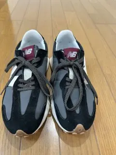 New Balance 327 スニーカー グレー ブラック 23.5cm