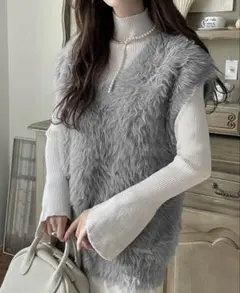 フェザーニットVネックベスト グレー