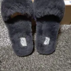 UGG グレー ファーサンダル