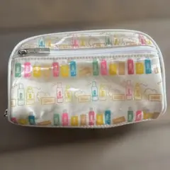 CLINIQUEノベルティポーチ