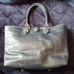 ダークネイビー　本革　クロコダイル型押しトートバッグ　Mサイズ