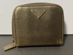 値下げ中　PRADA ゴールド　ラウンドジップ２つ折り財布