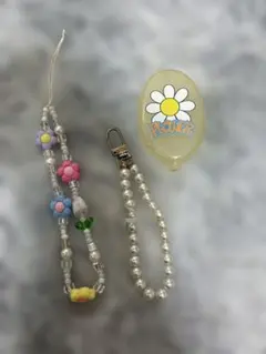 カラフルビーズとパールのストラップ