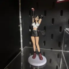 ティファ　FF7 ファイナルファンタジー　ヒロインズ　フィギュア