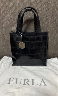 FURLA ミニトートバッグ　レザー　クロコ型押し　黒に近いネイビー