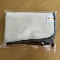 フリースブランケット クリーム色