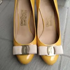 Ferragamo ベージュー ハイヒール パンプスのサムネイル