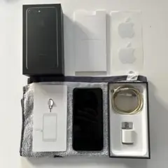 ※極美品　Apple iPhone7プラス　ジェットブラック SIMフリー