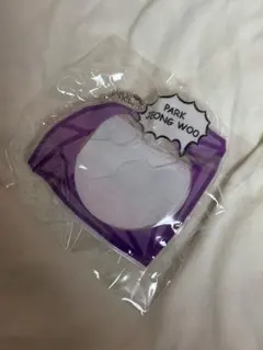 TREASURE ジョンウ 缶バッジカバー Wonderland