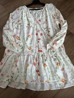 H&M、フラワー柄、チュニックワンピ