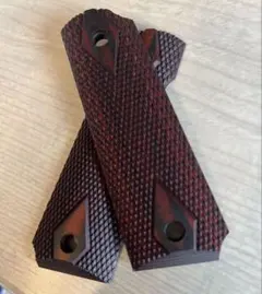 1911 コルト　ガバメント　木製　グリップ　ガスガン　特殊オイル仕上げ　11のサムネイル