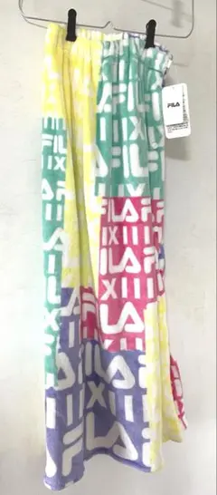 巻きタオル　FILA 新品タグ付き