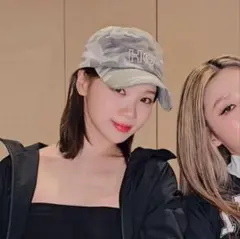 lesserafim キャップ