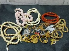 アクセサリー　まとめ売り　ネックレス類　他含み
