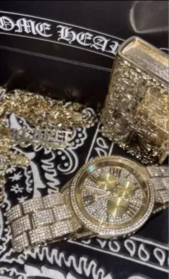 今だけ値下げ！！！ Michael Kors ゴールド MK時計 クリスタル装飾