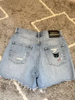 GUCCI デニムショートパンツ ライトブルー ネコちゃん 24インチ XS GUCCI デニムショートパンツ ライトブルー ネコちゃん 24インチ XS