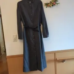 BCBG グレー ボタンアップドレス