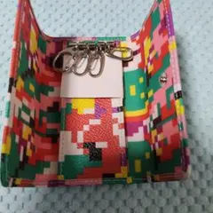 ももいろクローバーZ 公式グッズ 二つ折り財布 - メルカリ