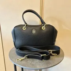 TOMMY HILFIGER 2way ハンドバッグ ブラック