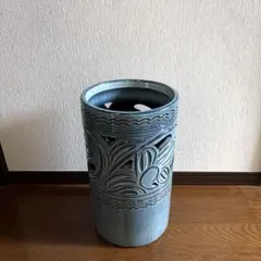 お値下げしました。信楽焼火色傘立て - メルカリ