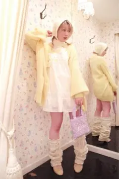 Katie FLUFFY ショートカーディガン Katie FLUFFY ショートカーディガン グレー フリーサイズ - メルカリ