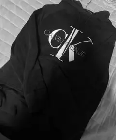 Calvin Klein ブラック パーカー