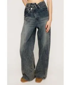 SLY スライ　J/W SWITCHING STRAIGHT PT ジーンズ