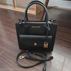 ま*い様 MICHAEL KORS 2way ショルダーバッグ ブラック - メルカリ