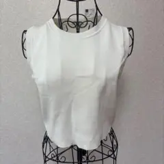 新品　ジーユー　GU ノースリーブニット　XL　オフホワイト　ややショート丈