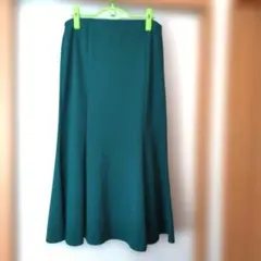 【GU】 ダークグリーン フレアスカート マーメイドスカート