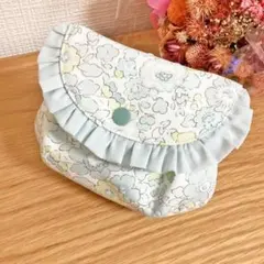 リバティ ベッツィのお弁当袋 - メルカリ