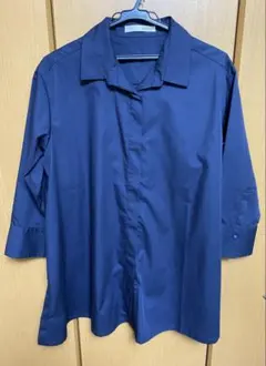 美品　レディース　ネイビー　七分袖シャツ　13R