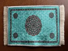 トルコ製ミニカーペット