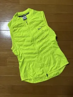 【美品】 NIKE ダウンベスト