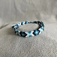 ミサンガ　ブルー