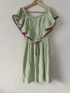 ヴェルニカ　フリル付きワンピース ライトグリーン