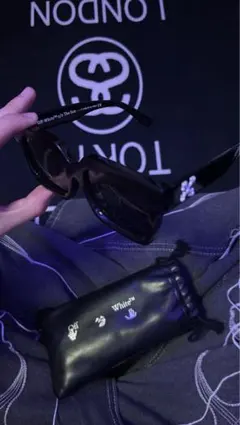 Off-White サングラス ブラック ブルーレンズ　値下げ可能！ Zoff SUNCUTGlasses/UV100%CUT サングラスカラーレンズ 紫外線