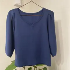 ニットトップスのサムネイル