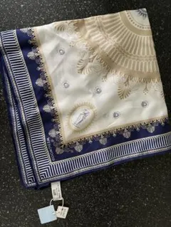 WEDGWOOD シルクスカーフ 紺色のサムネイル