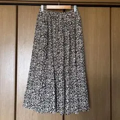 レオパード柄プリーツロングスカート