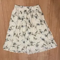 スカートのサムネイル