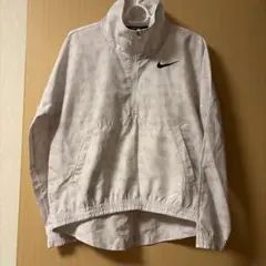 Nike ハーフジップアウター　S