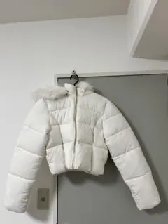 ダウンジャケット　フード付き　白　ホワイト