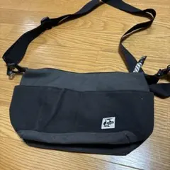 ブラックキャンバスショルダーバッグ